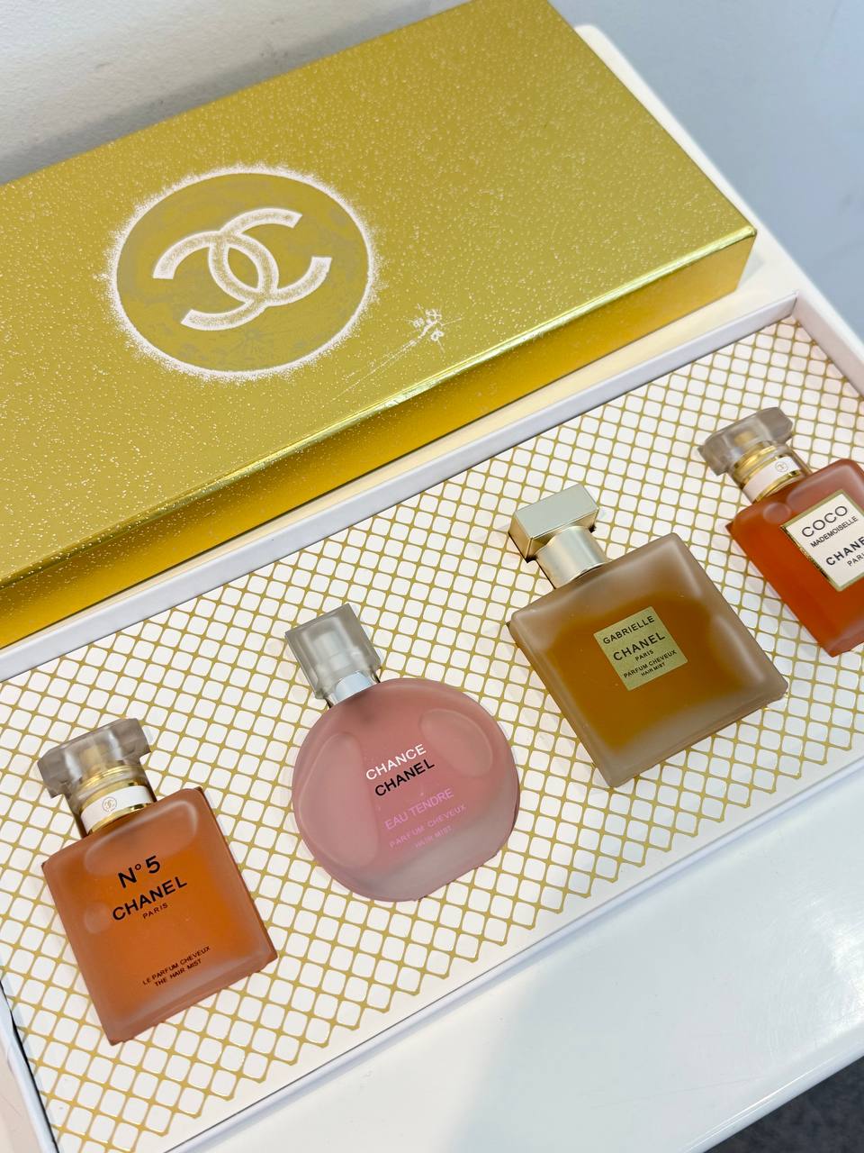 CHANEL HAIR MIST SET 4IN1 (GOLD BOX)