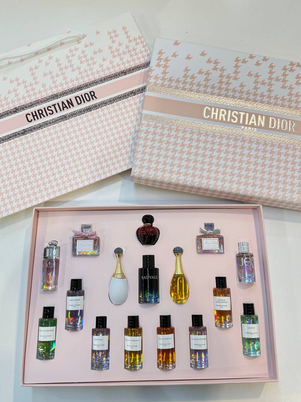 CHRISTIAN DIOR PINK BOX SET 16IN1