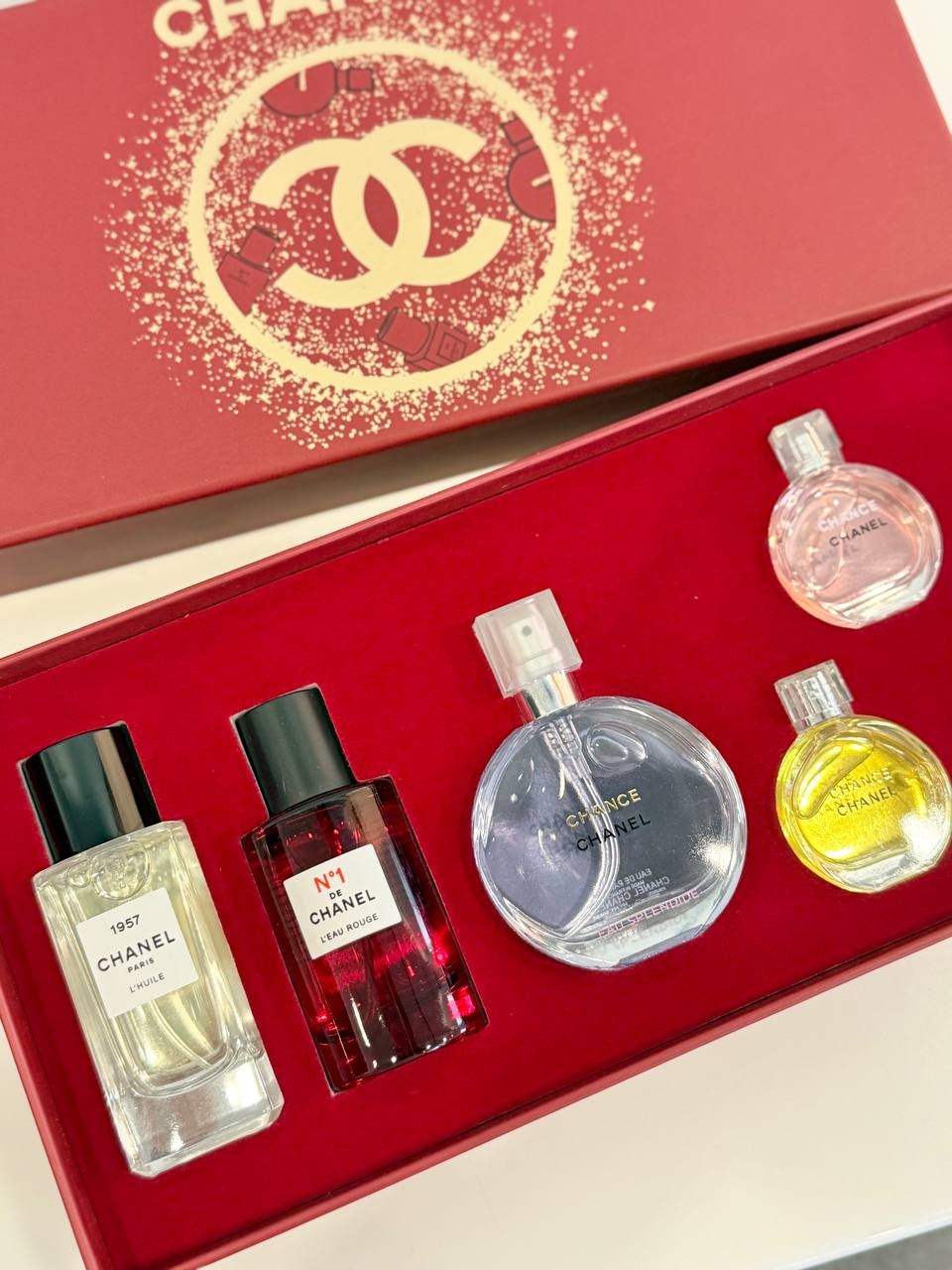 CHANEL SET 6IN1 (RED BOX)