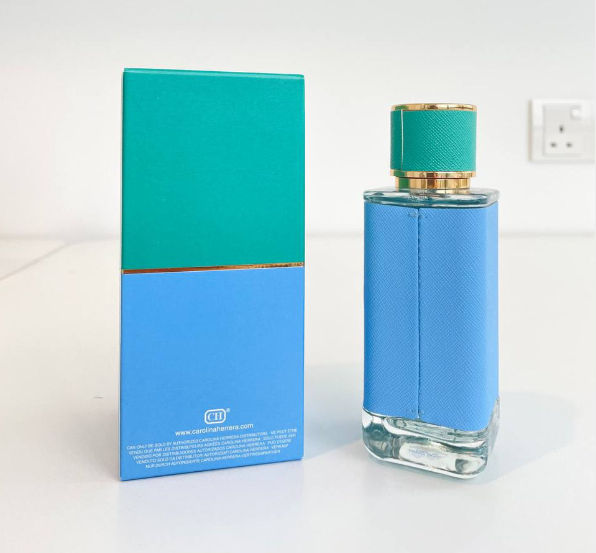 Carolina Herrera Mad World Eau De Parfum 100ml - 100% Authentic | Women Perfume